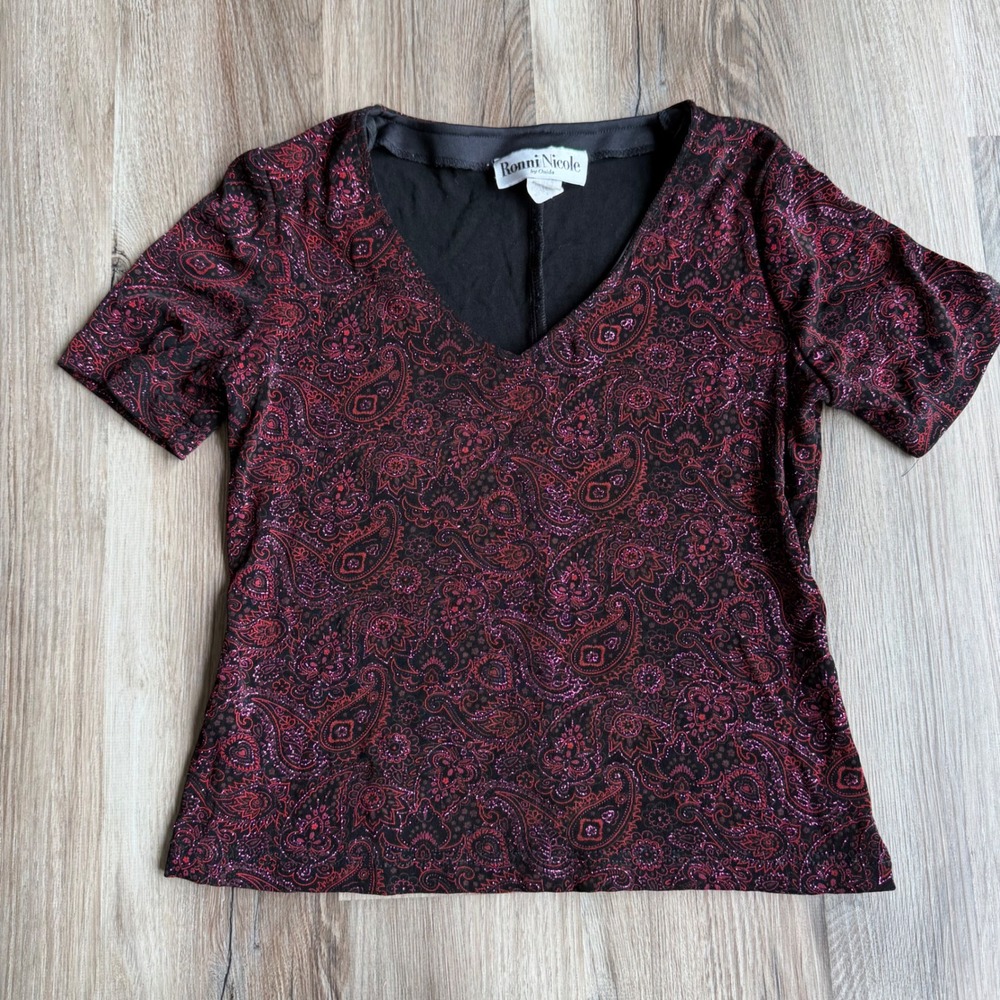 Vintage Y2K Red Black Paisley Glitter V-Neck Short Sleeve Blouse Top M Witchy